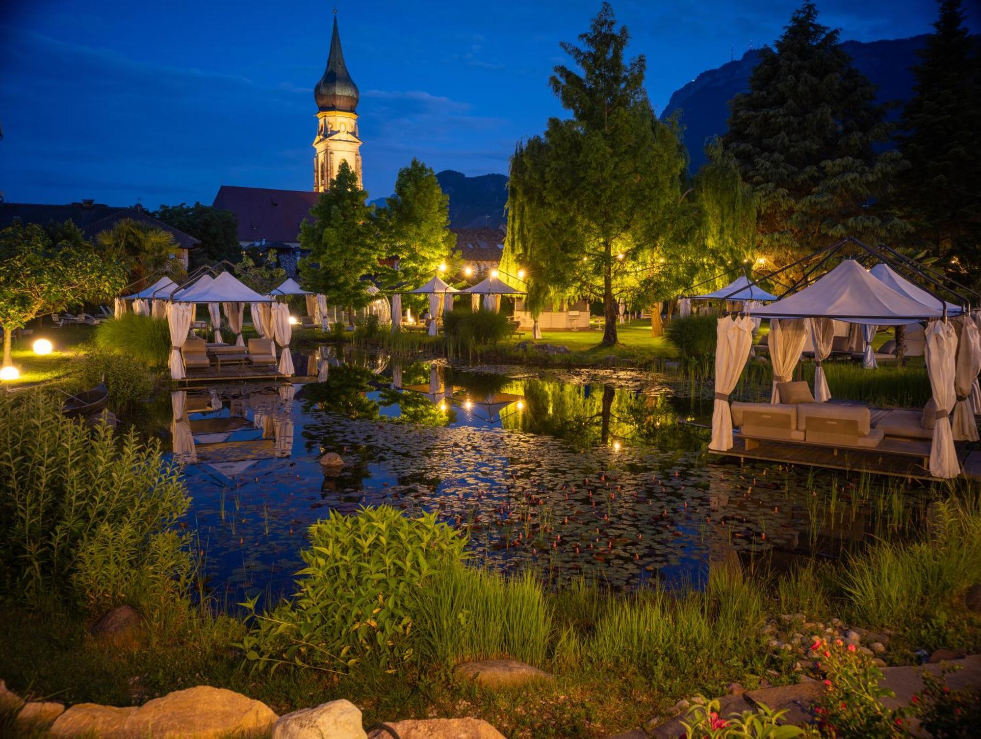 Hotel Weingarten Appiano Sulla Strada Del Vino Luaran gambar